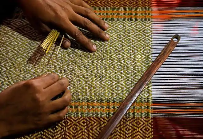 Weaving: Practical (Primary 5)